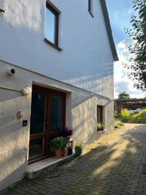 Kleine Bauernhof-Wohnung im Stadtbusbereich